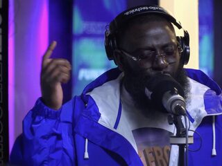 Philly Moré doet sessie bij Yous!