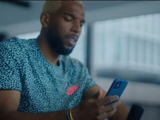 Ryan Babel dropt eerste single 'Young Champ' van autobiografisch debuutalbum