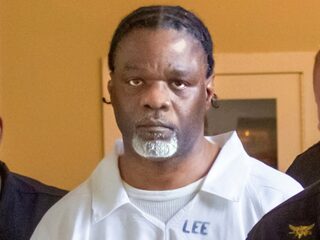 Vier jaar na executie DNA van iemand anders gevonden op moordwapen