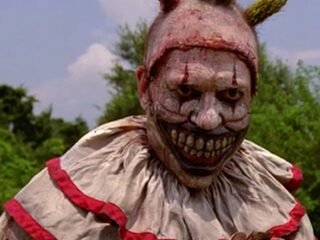 Ryan Murphy onthult cast van 'American Horror Story' spin-off