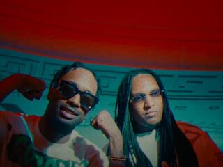 Dopebwoy en Jonna Fraser de DiXte met 'Erop Eraf'