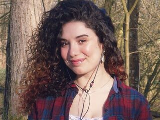 Maria is fetisjmodel: "Iemand vroeg of ik een levende goudvis wilde inslikken"