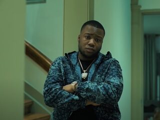 KM weer op vrije voeten na ruim twee maanden gevangenschap