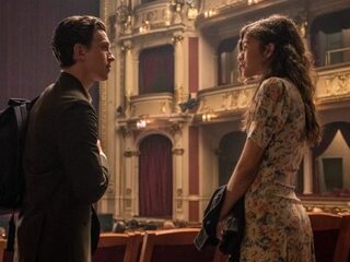 ‘Spider-Man’-acteurs Tom Holland en Zendaya zoenend gespot