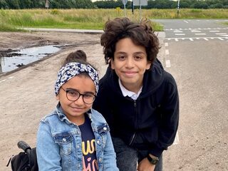 Layan (13) en Karam (12) vluchtten uit Syrië, maar onbegrijpelijke uitzetting naar Marokko dreigt