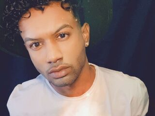 Sagar schaamde zich jarenlang voor seksueel misbruik: "Je mannelijkheid wordt aangetast"