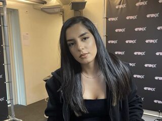 Morsal (25) over nare comments richting vluchtelingen: "Je weet niet hoe het is"
