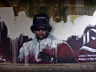 Zoon van Eazy-E: "Er komt nieuwe Eazy-E muziek aan, dankzij A.I."
