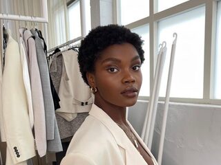 Afroshop van Elizabeths moeder keer op keer vernield: "Het is echt treiteren"