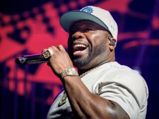 Fans denken dat 50 Cent stiekem verloofd is