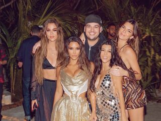 Kim Kardashians tweet over haar luxe verjaardagsfeest op privé-eiland wordt meme