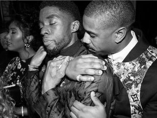 Celebs eren Chadwick Boseman op wat 44e verjaardag had moeten zijn