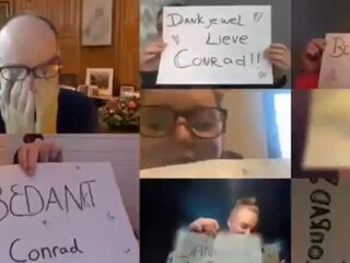 Leerlingen verrassen leraar met mooie boodschap tijdens online les