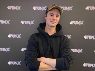 FunX-luisteraars schieten dakloze Daniël (20) massaal te hulp