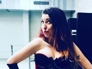 'Te sexy' Kaat Bollen levert titel als psycholoog in