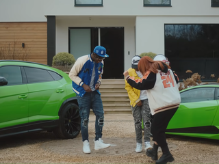 A1 x J1 en Tion Wayne de DiXte met 'Night Away (Dance)'