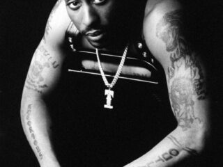 'Familie van 2Pac onderzoekt betrokkenheid van Diddy bij moord op rapper'