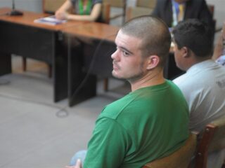 Joran van der Sloot wordt ondanks protest tijdelijk uitgeleverd aan VS