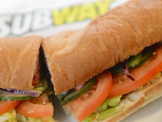 Rechtszaak tegen Subway in VS: 'Tonijnbroodjes bevatten geen tonijn'