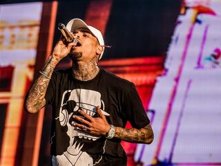 Chris Brown deelt berichten van vrouw die hem beschuldigt van verkrachting