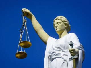 Zairo (14) overleed nadat zijn zorgverlener hem in een te heet bad zette