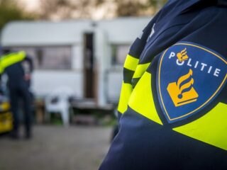 Anti-racismeorganisaties eisen vervolging Rotterdamse agenten