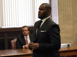 R. Kelly’s veroordeling voor mensenhandel blijft staan na mislukte poging tot hoger beroep