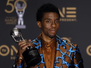 ‘Black Panther’-acteur Chadwick Boseman wordt geëerd met ster op 'Hollywood Walk of Fame'