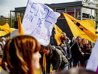 'Kabinet wil minimumloon vanaf volgend jaar al verhogen'