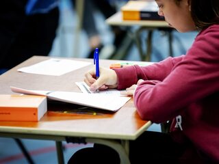 Scholieren willen aangepaste examens: 'Eindexamens in huidige vorm onhoudbaar'