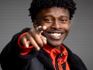 'Koeriers' wordt eerste serie met alleen acteurs van kleur