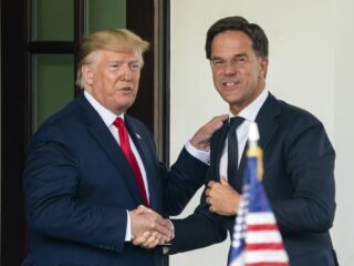 De NAVO-top komt naar Nederland en dít vindt het internet ervan: "Was een Teams-meeting niet makkelijker?"