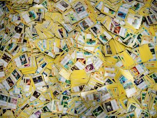 Man krijgt celstraf voor het kopen van Pokémonkaart met coronasteun