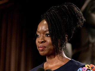 Danai Gurira keert terug als Okoye in spin-off van 'Black Panther'