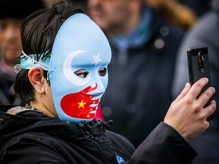 Oeigoeren in het buitenland slachtoffer Chinese hackers via Facebook