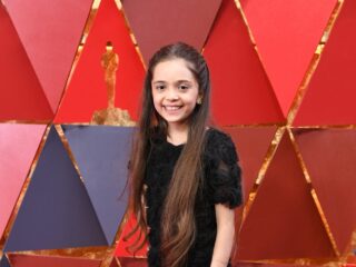 15-jarige Bana Alabed wint Kindervredesprijs na delen van strijd in Aleppo