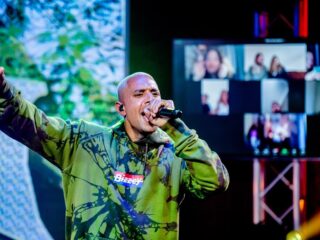 Bizzey bezorgt twee lifters geweldige dag; VIP mee naar optreden