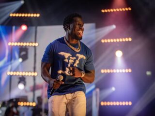 Frenna wordt vader: ''Dit mooie nieuws kon ik niet voor me houden''