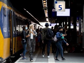 Kabinet wil mondkapjesplicht en 95 euro boete bij overtreding