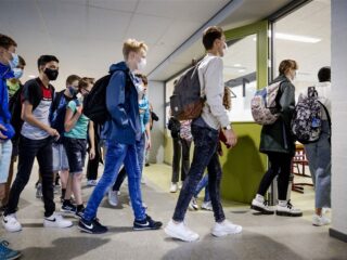 Aantal schorsingen op scholen vanwege wapenbezit blijven stijgen