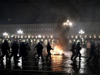 Nieuwe coronamaatregelen zorgen voor onrust in Italië