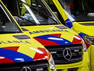 Neergestoken man overleeft sprong van derde verdieping in Papendrecht