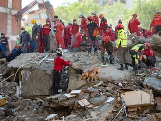 Turkije stopt met reddingswerkzaamheden na aardbeving