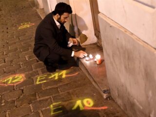 Turks-Oostenrijkse jongens geprezen voor redden agent tijdens aanslag Wenen