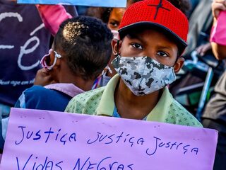 Moord op zwarte man maakt veel los in Brazilië