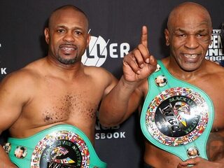 Mike Tyson en Roy Jones Jr. eindigen in gelijkspel