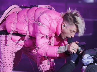 Machine Gun Kelly niet vervolgd voor vermeende mishandeling op filmset