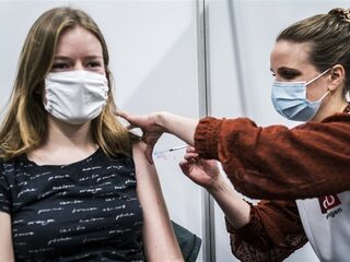 Europese Commissie komt deze maand nog met plan vaccinatiebewijs