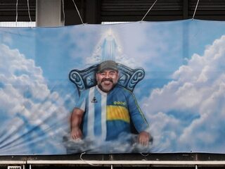 Onderzoek: Maradona werd in ziekenhuis aan lot overgelaten
