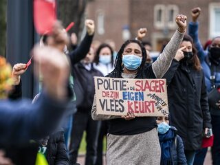 Rotterdamse agenten die racistische appjes verstuurden definitief niet meer vervolgd